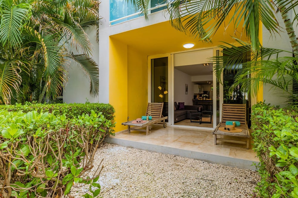 Charming 1br1ba Condo in Great Location With Pool