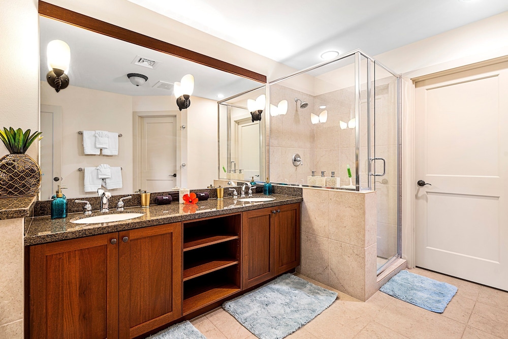 3 Bedroom Condo with Lanai, Grill, and Access to Recreational Facilities