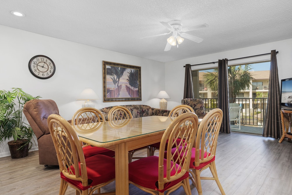 Ocean Villas 107 by Distinctive Beach Rentals