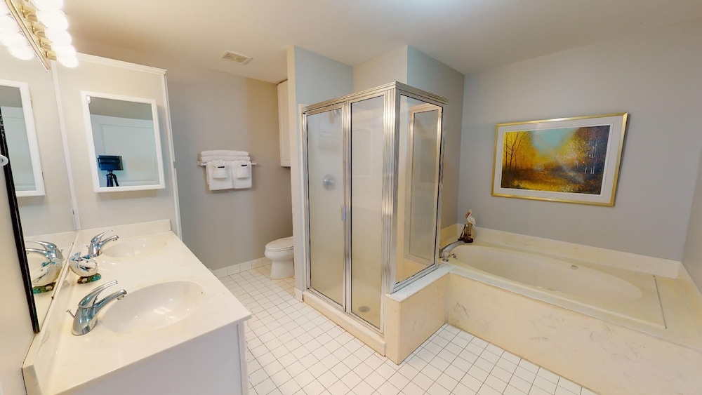 Bay View Villas 3 by Tybee Vacation Rentals
