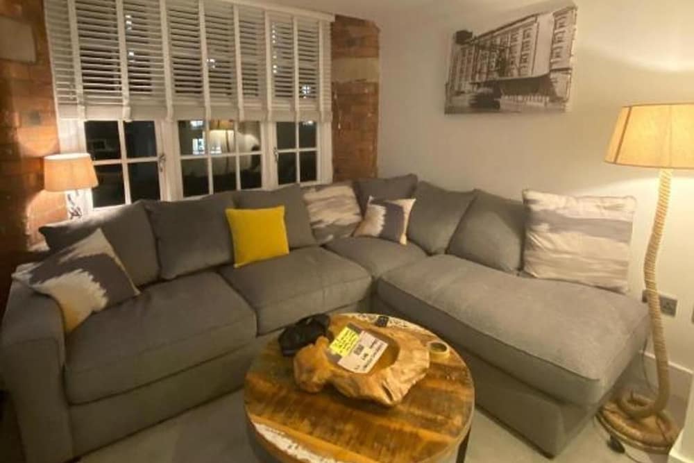 Cocoa Suites-2 Bed-city Centre-pets-parking