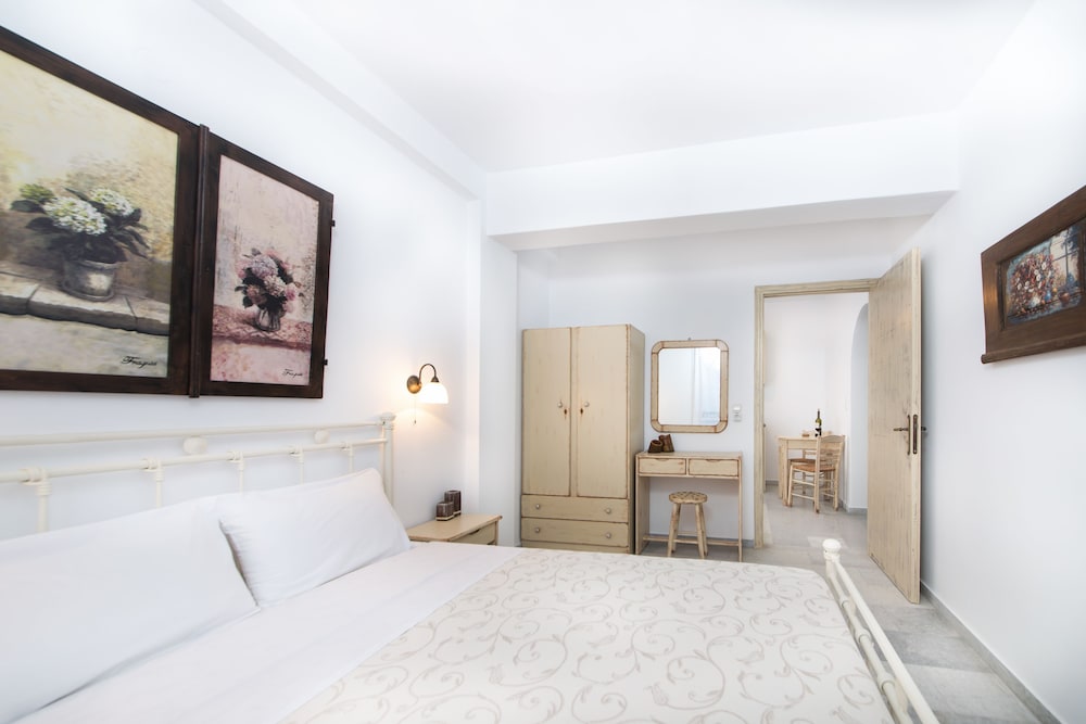 Fragias Boutique Studios & Apartments
