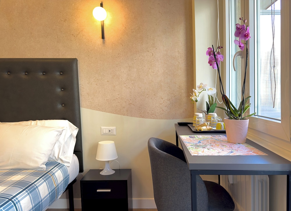 Vatican Dolce Remy Guest House