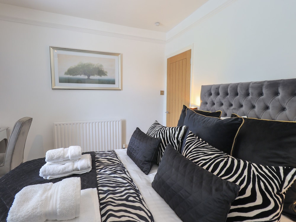 Newby Bridge House