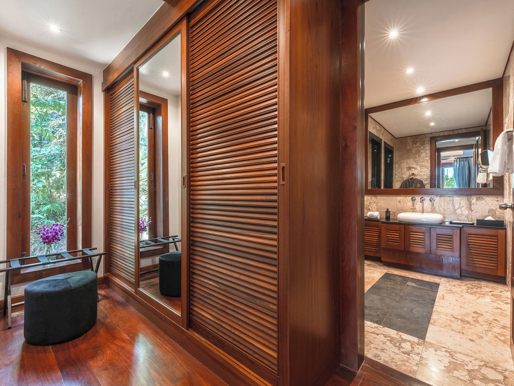 Sea View Zenith Villa by Elite Havens