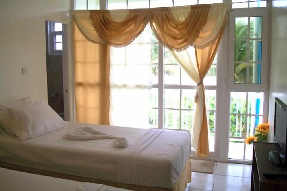 Sea Breeze Inn