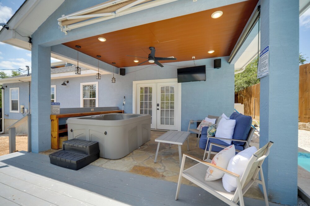 Heated Cocktail Pool & Spa: Canyon Lake Home