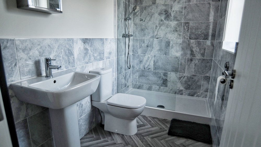 3Bd Gem In The Heart Of Barnetby Le Wold