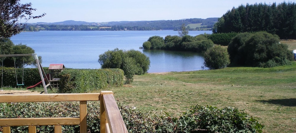 Camping Parc du Charouzech view 3
