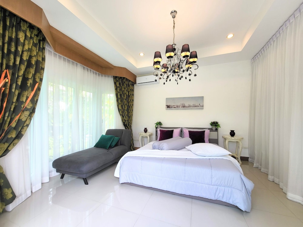 Leelawadee Pool Villa