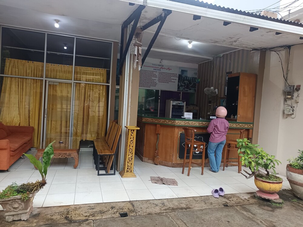 Four Hostel Bandar Lampung