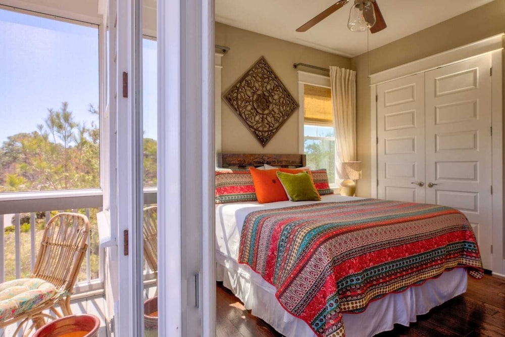 Sun & Sand For 6 by Avantstay Prominence Pet-friendly + Pool