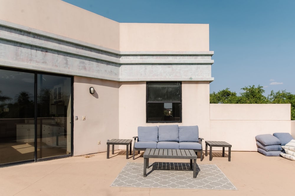 Ivory II By Avantstay Gorgeous Spacious Home w Views Close To Old Town