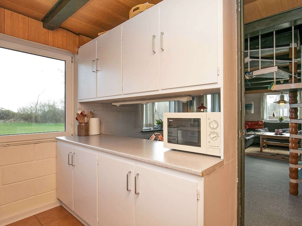 6 Person Holiday Home in Ulfborg view 3