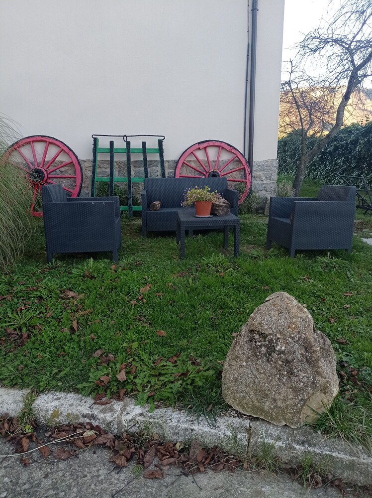 Biltegi Etxea