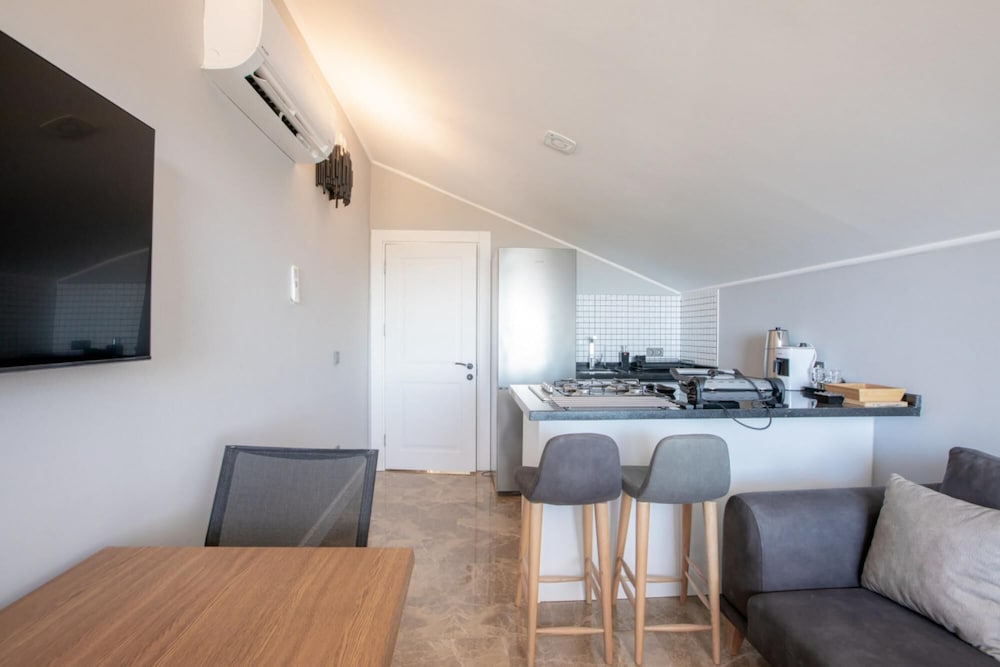 Luxury Flat With Jacuzzi on the Balcony in Kas view 2