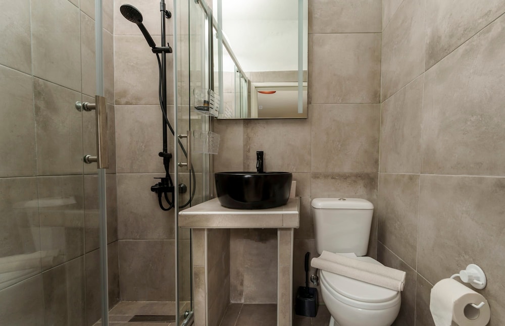 Seaside Gem Near Heraklion Villa Maro III Getaway