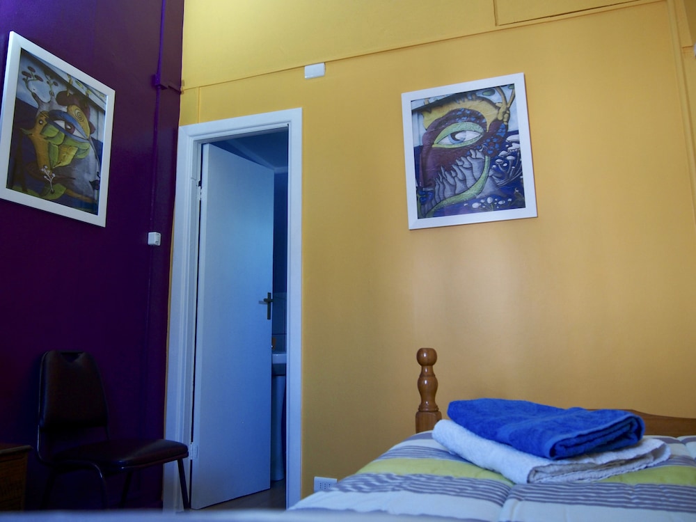 Hostal Maison de la Mer