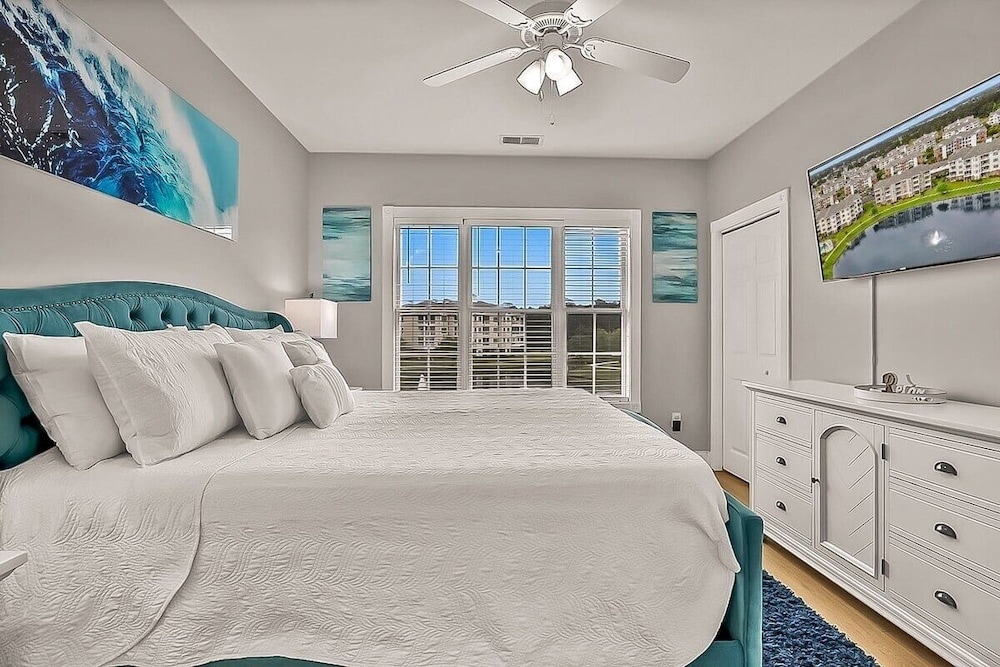 Magnolia Pointe Magnolia Lake 4820-303 2 Bedroom Condo
