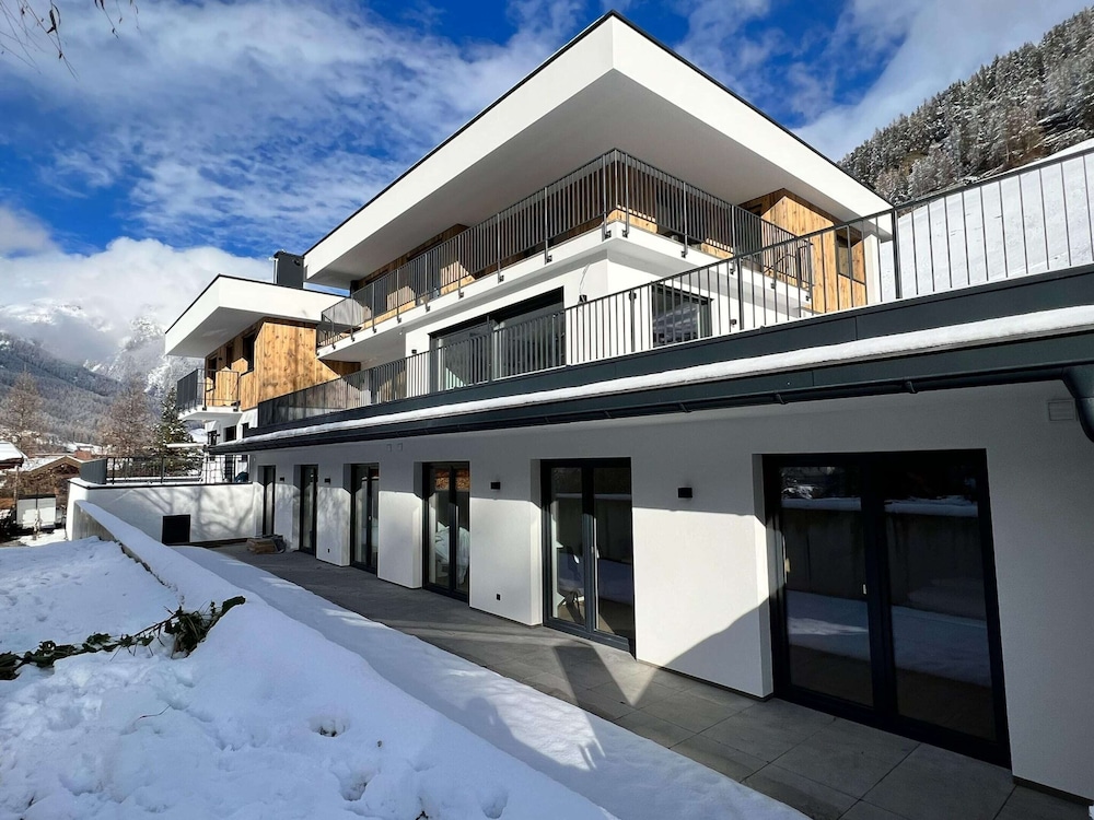 Inviting Apartment With Terrace