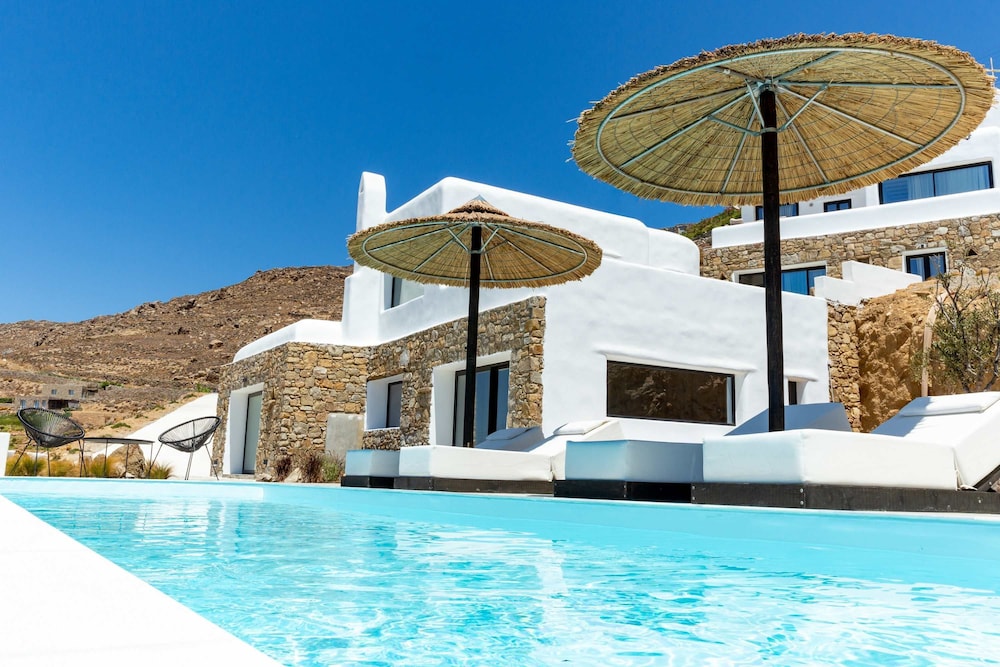 Amaze Mykonos Luxury Seaview Retreat