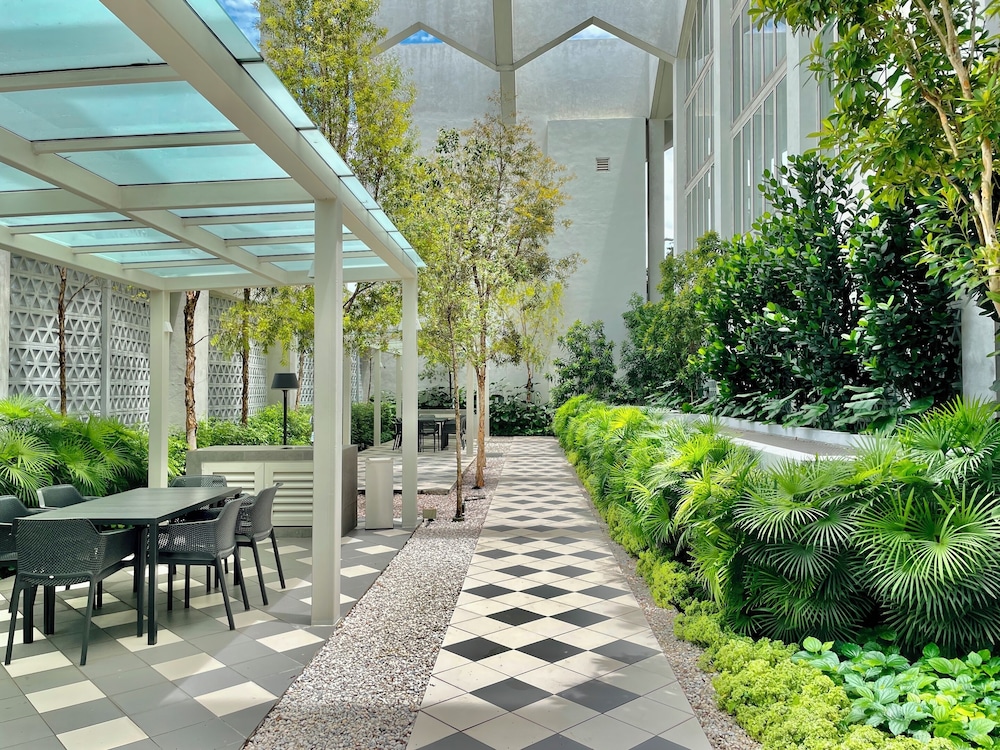 Staycation V Residence - Sunway Velocity