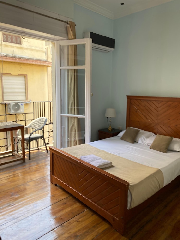 cairo house hostel