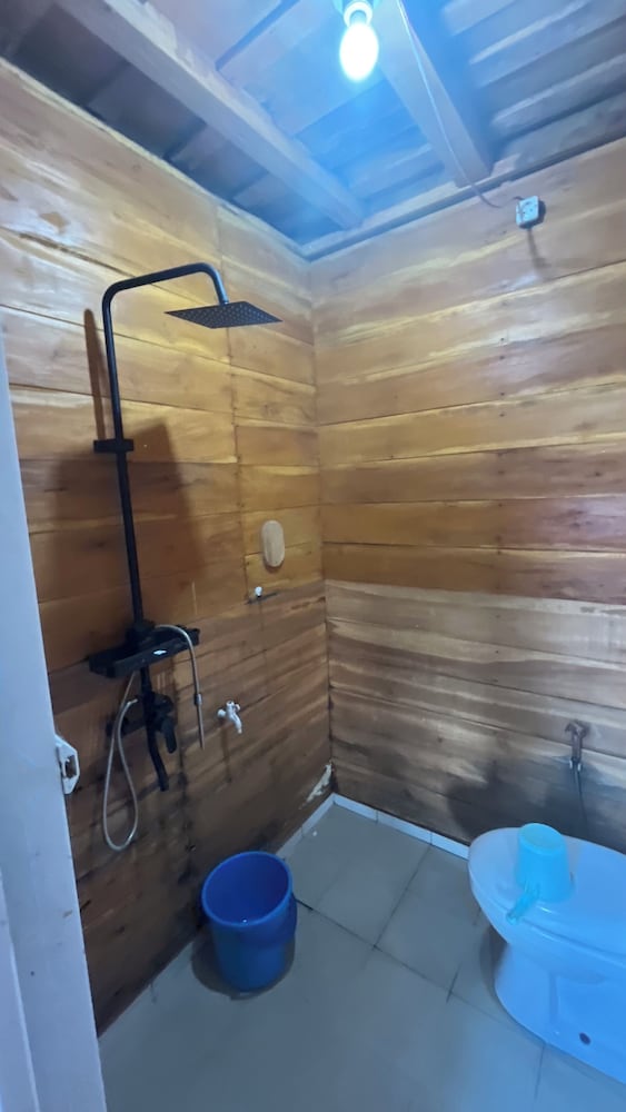 Quen'z Cabin
