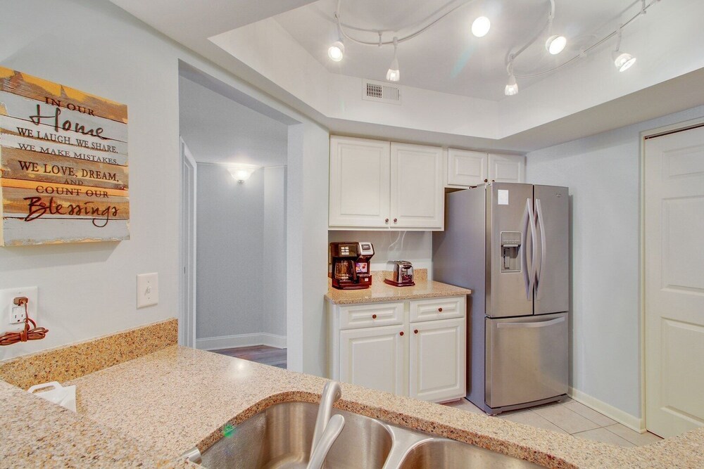 405 Yacht Harbor by Avantstay Shaded Patio Near Golf & Beach Communal Pool view 4