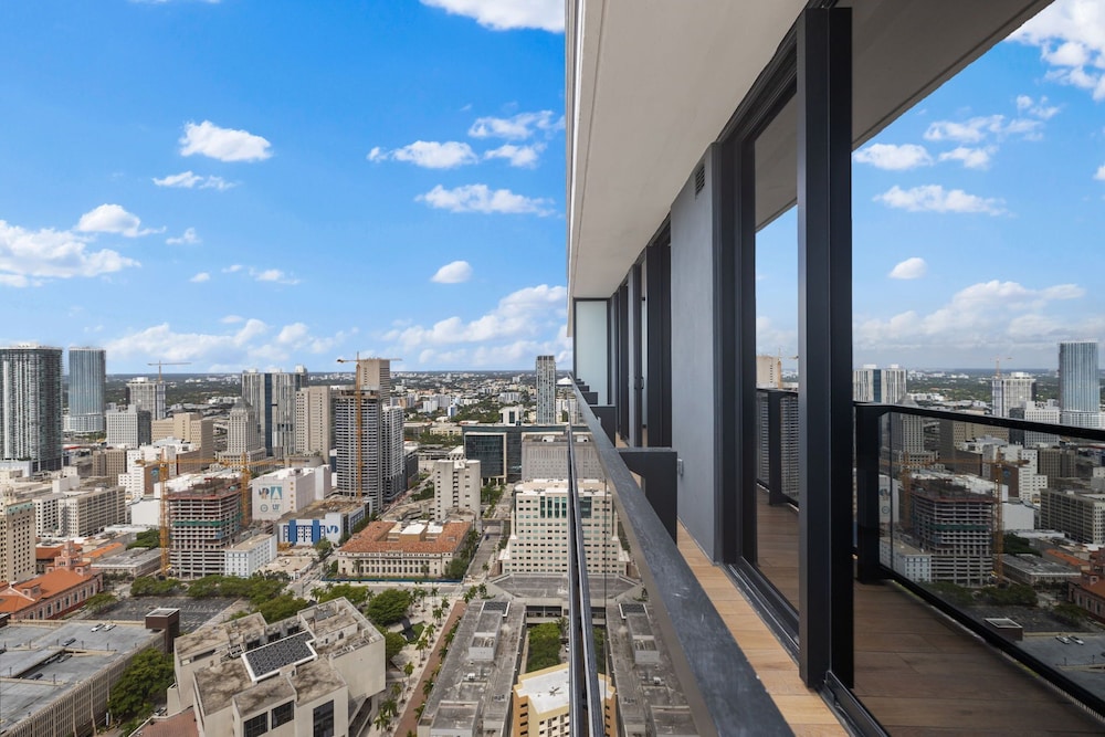 Bayside Bliss Luxurious Miami Condo