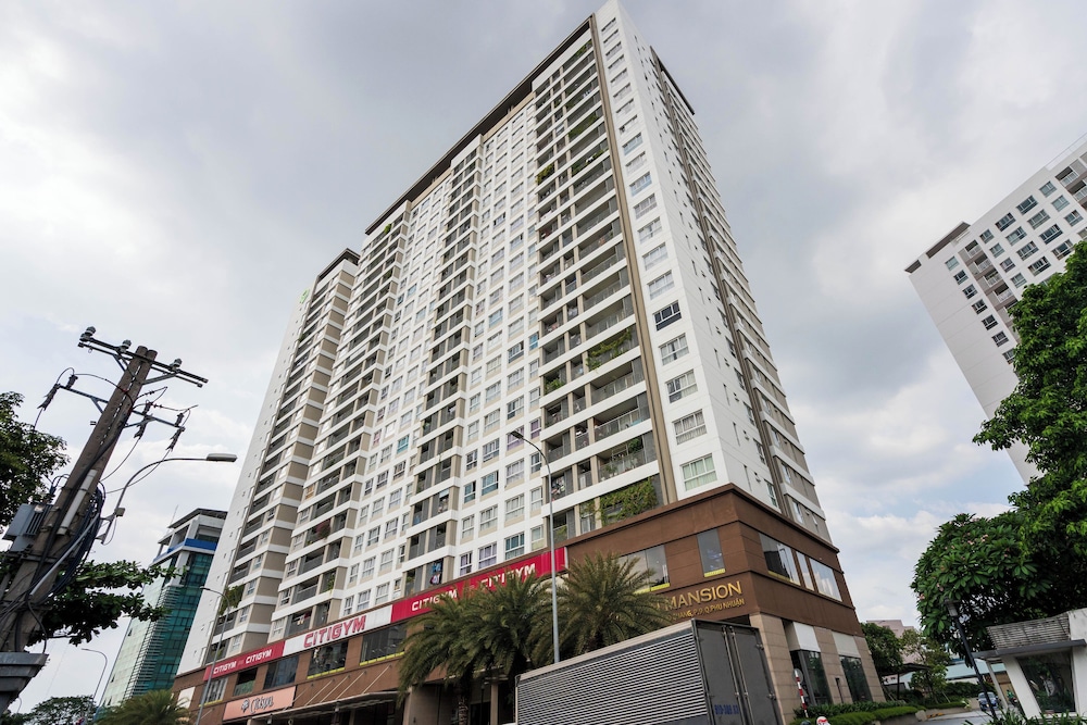 Apartment near Tan Son Nhat Airpot