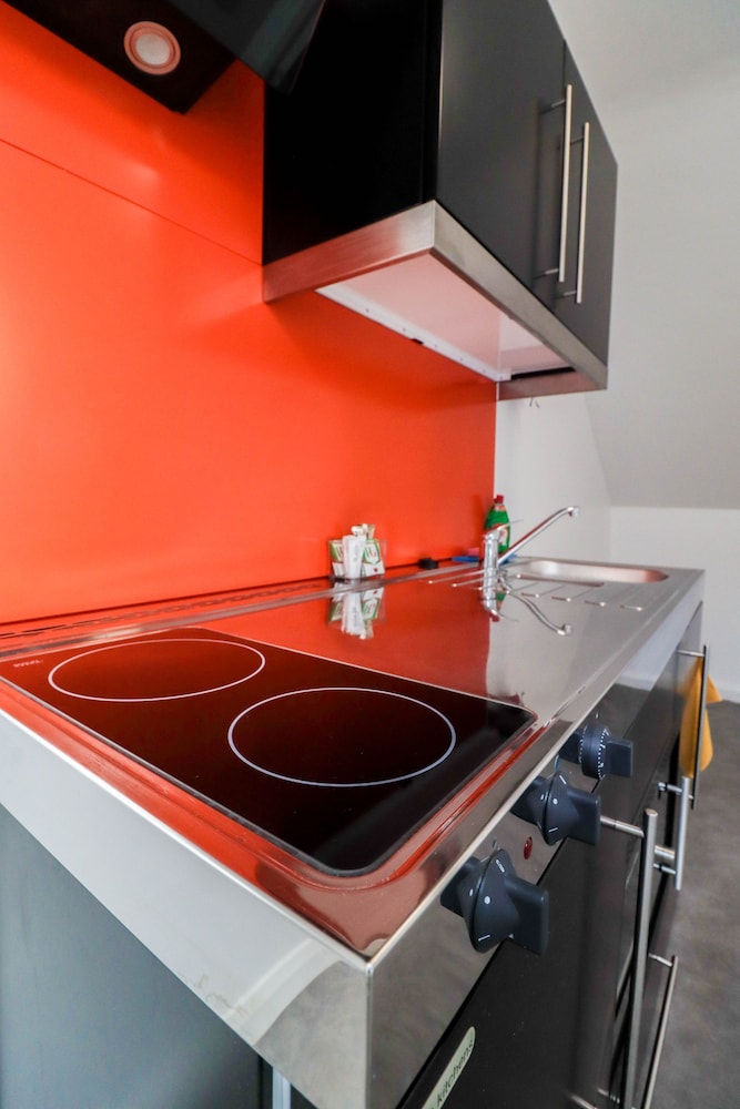 Cosy and Bright 1-bedroom Stay
