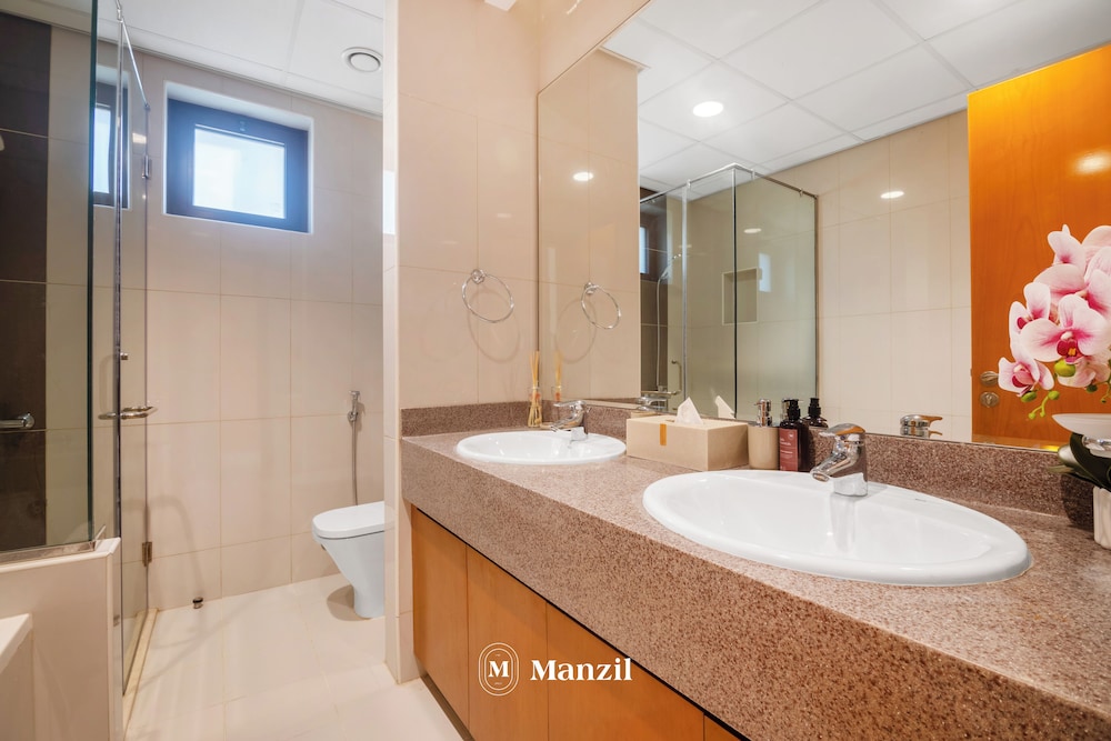 Manzil - 4BR Villa with Private Garden