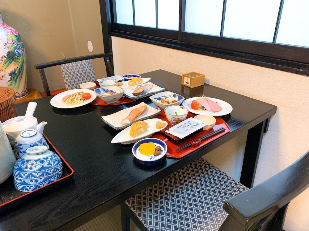 Kusatsu Onsen Kiyoshigekan