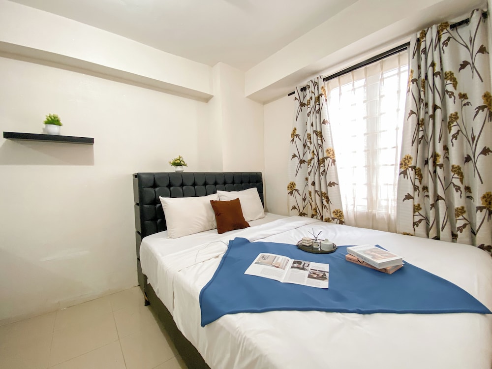 Functional 2Br At Apartment Bassura City