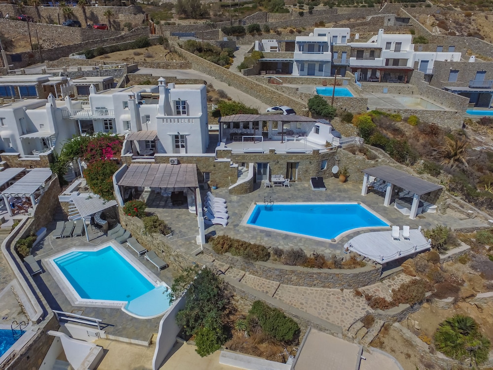 SeaBlue Villas