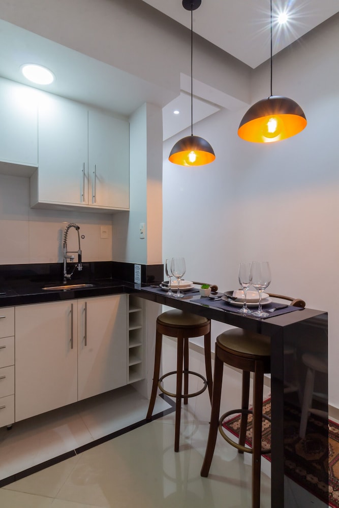 Just a few Steps From Copacabana Beach Pf512