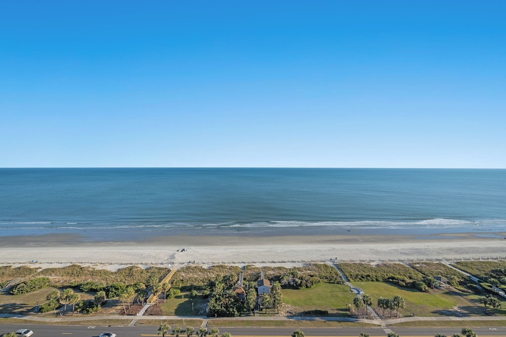 Units at Ocean Forest Plaza by Elliott Beach Rentals