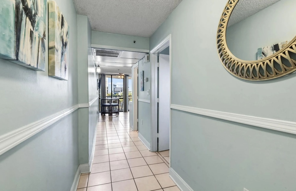 Meridian Plaza 408