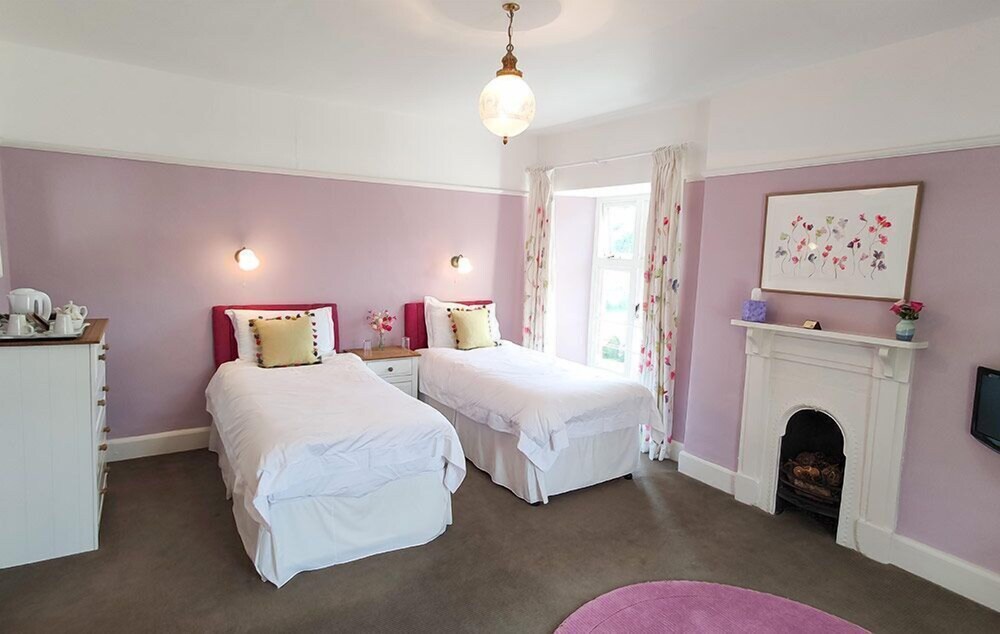 Eastwrey Barton Country House view 4