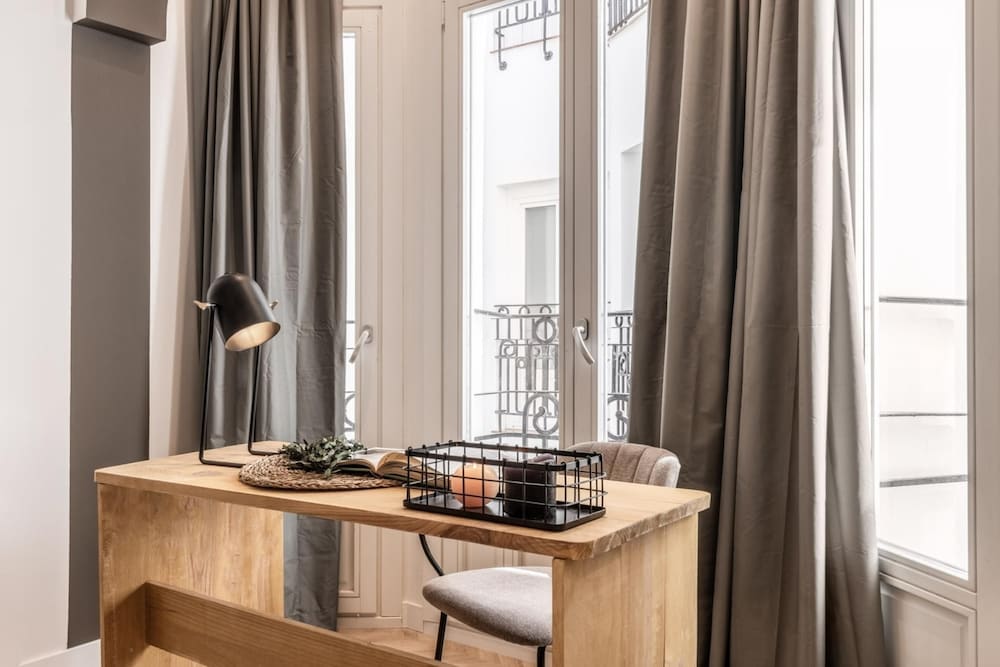 Marbore - 4 Bedrooms Apartment in Trafalgar
