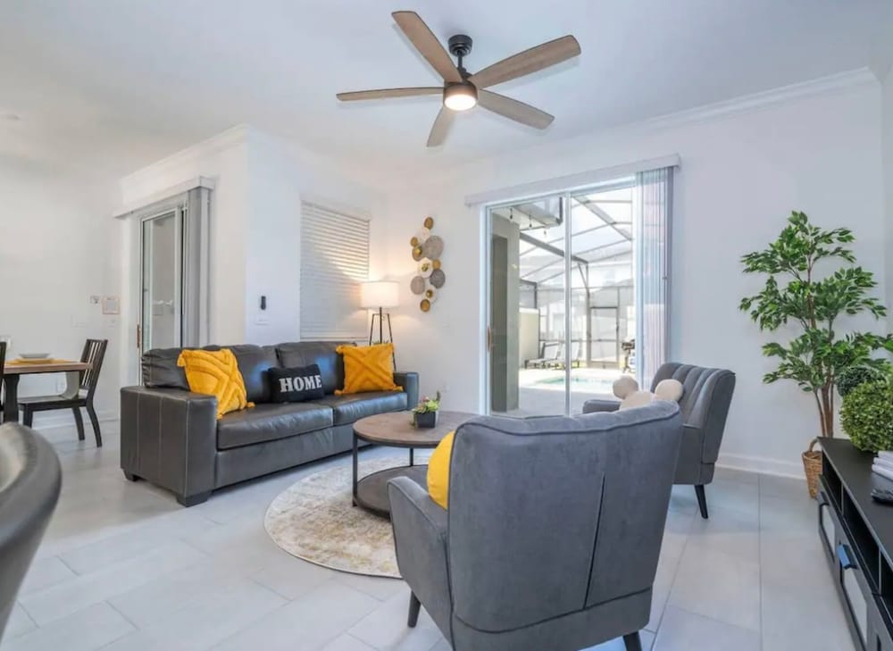 Condominium villas near Disney Orlando