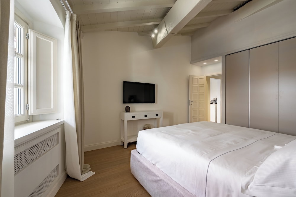 Deservi Luxury Apartments