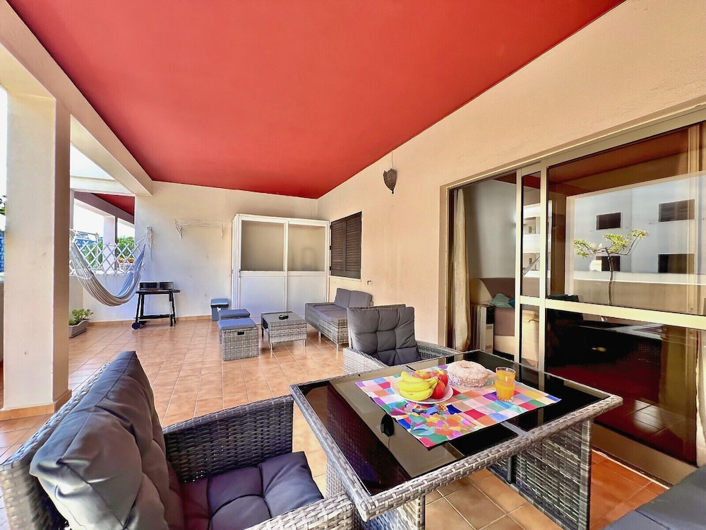 Lagos Ocean BAY With Pool by Homing