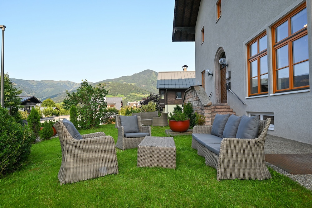 Schmitten 27 - Room 9 200m From ski Lift