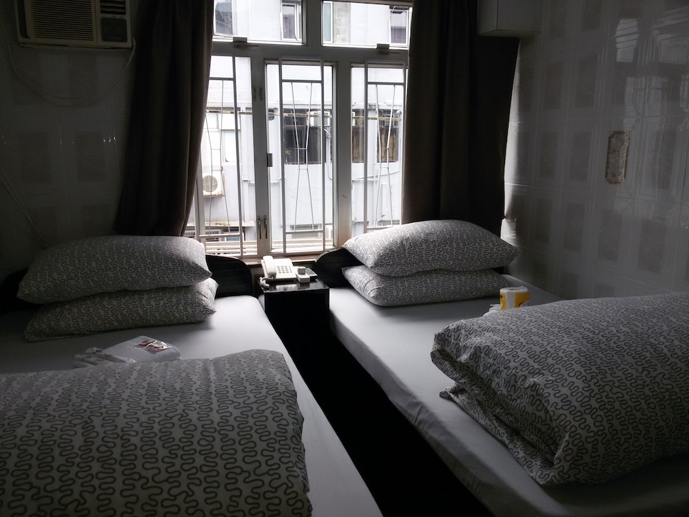 Tom's Guest House