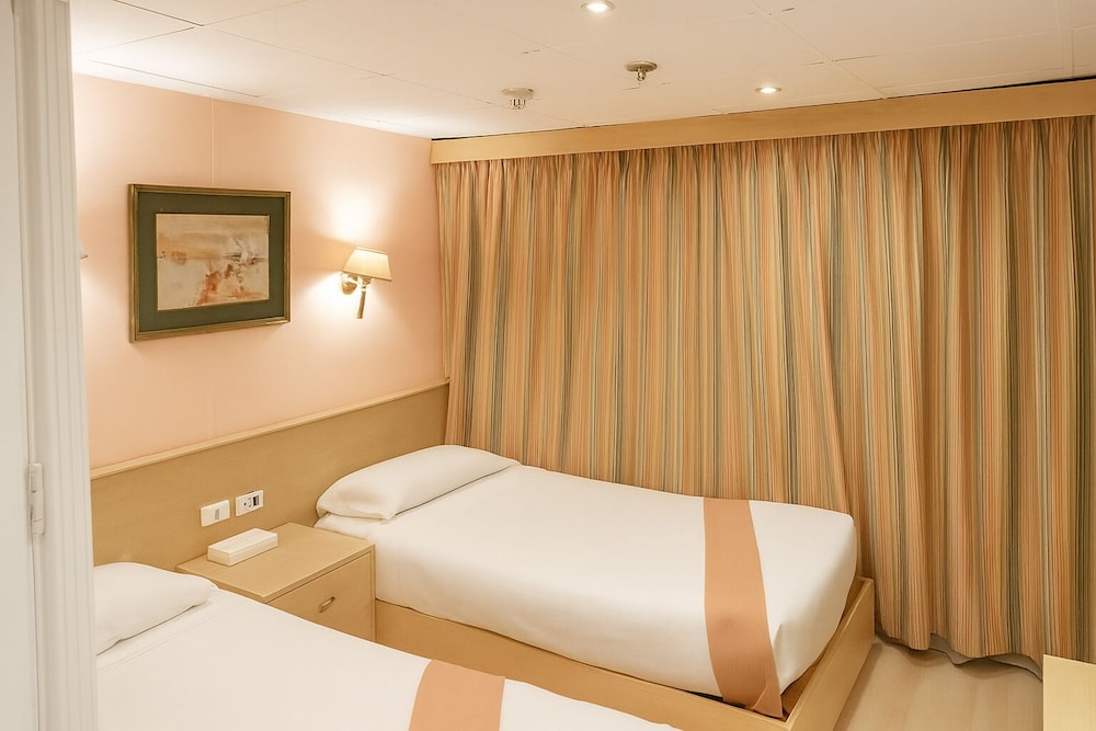 Nile Cruise Harmony every Monday from Aswan 3 nights and every Thursday from Luxor 4 nights