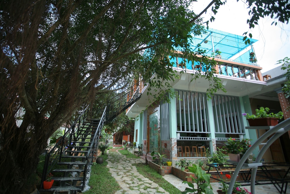 Ngoc's Garden House