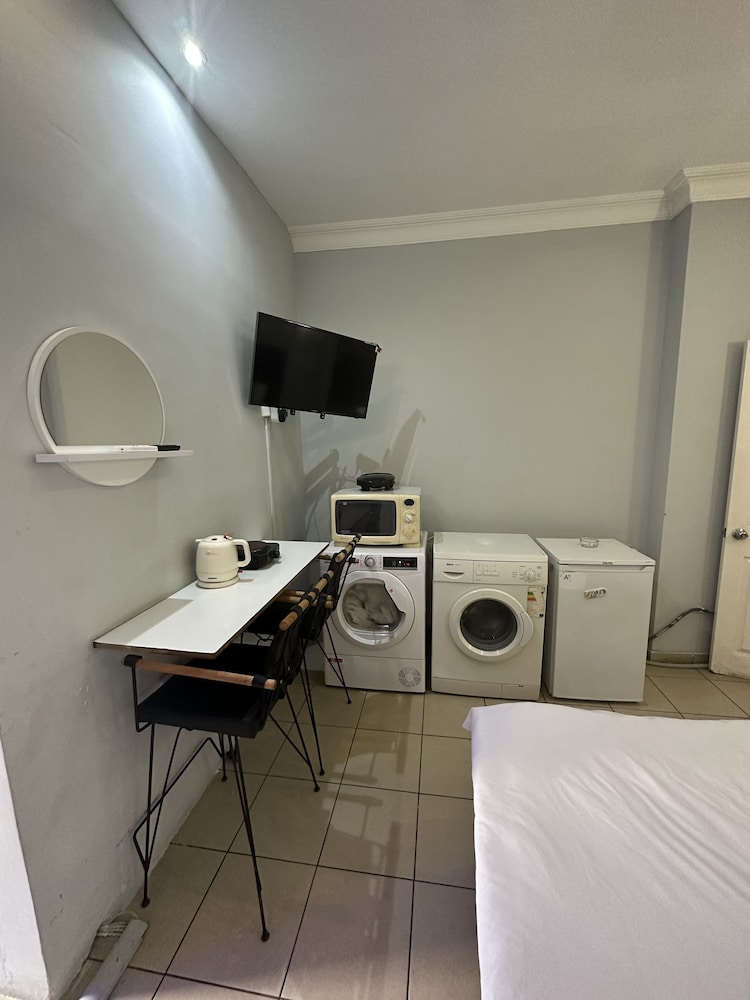 Green Bird Süit - Image 44