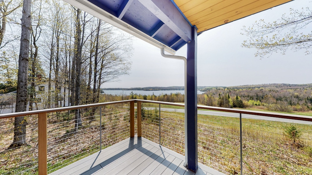 Highland Lodge